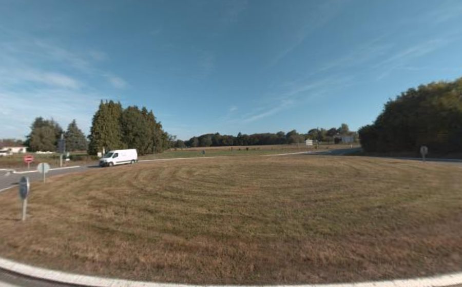 Vue du Rond-point anonyme n°334479973