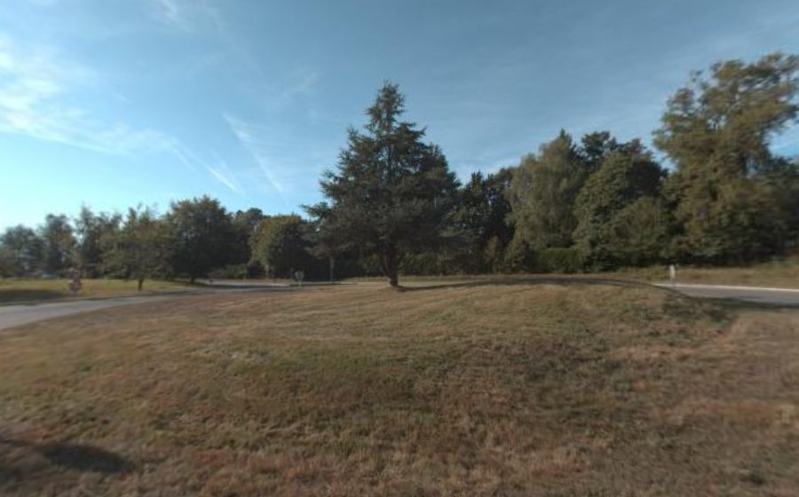 Vue du Rond-point anonyme n°334480604