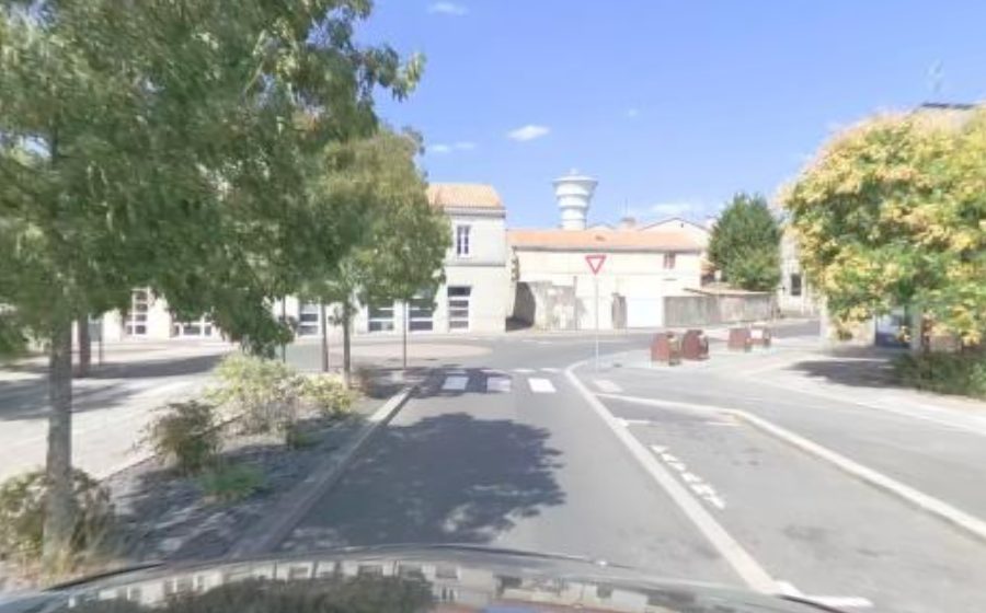 Vue du Rond-point anonyme n°335065328