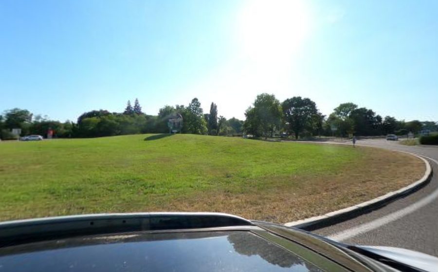 Vue du Rond-point anonyme n°335179167