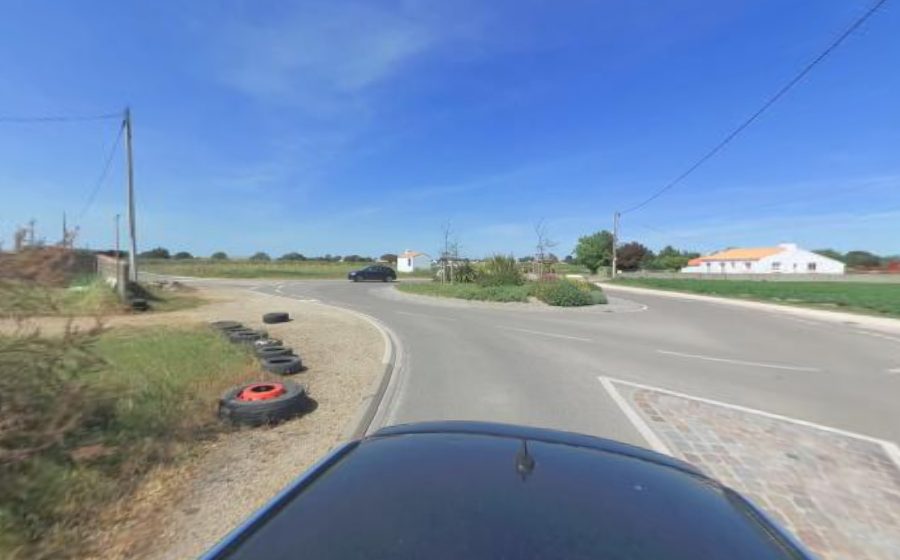 Vue du Rond-point anonyme n°33650614