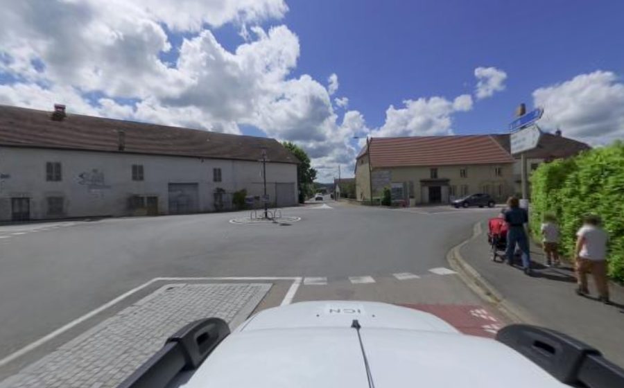 Vue du Rond-point anonyme n°33740917