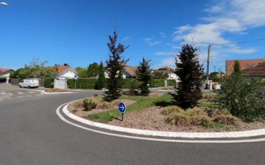 Vue du Rond-point anonyme n°34359577