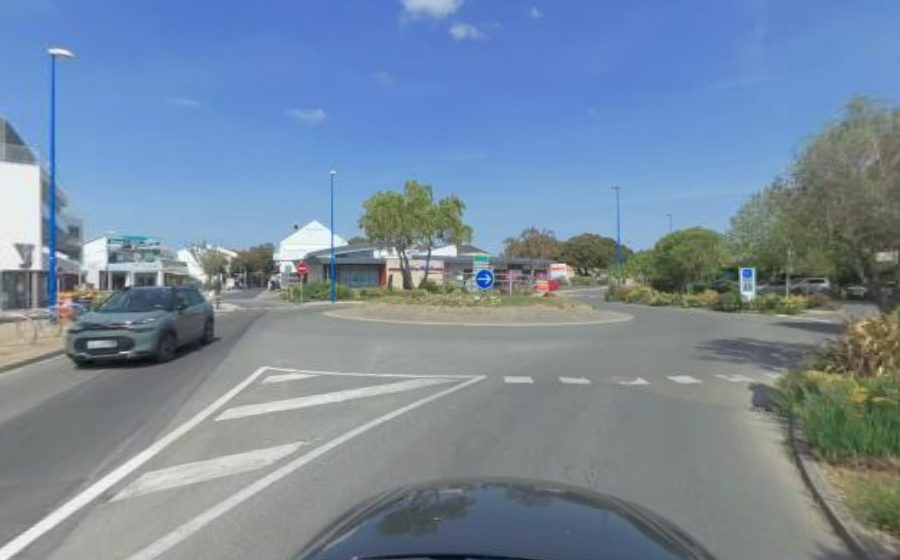 Vue du Rond-point anonyme n°34493208