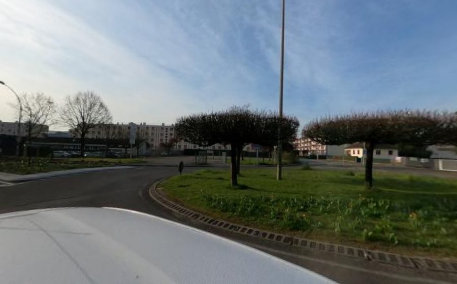 Vue du Rond-point anonyme n°35321608