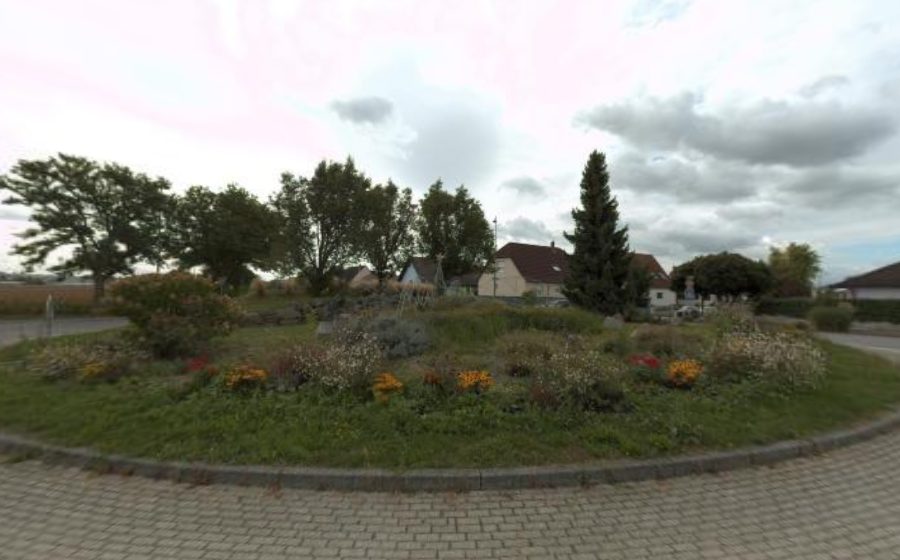 Vue du Rond-point anonyme n°358851027