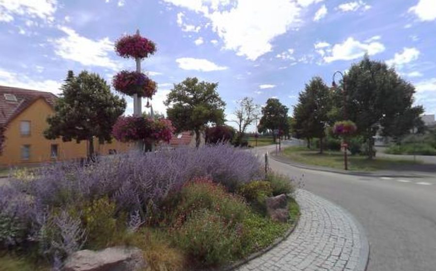 Vue du Rond-point anonyme n°359782054