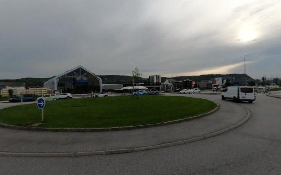 Vue du Rond-point anonyme n°360824734