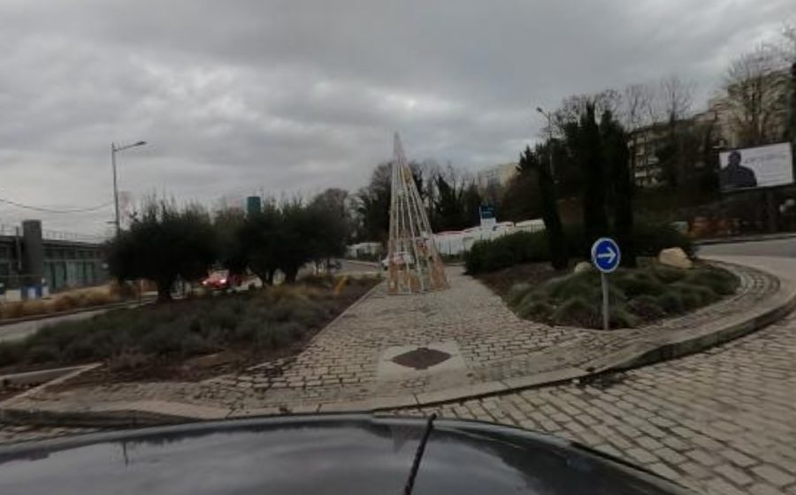 Vue du Rond-point anonyme n°364531485
