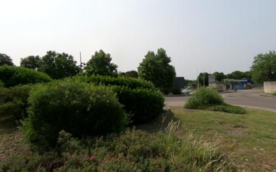Vue du Rond-point anonyme n°366083263
