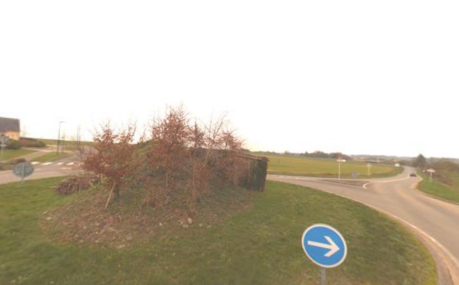 Vue du Rond-point anonyme n°366879222