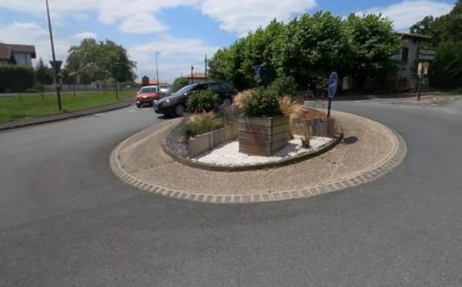 Vue du Rond-point anonyme n°367395433