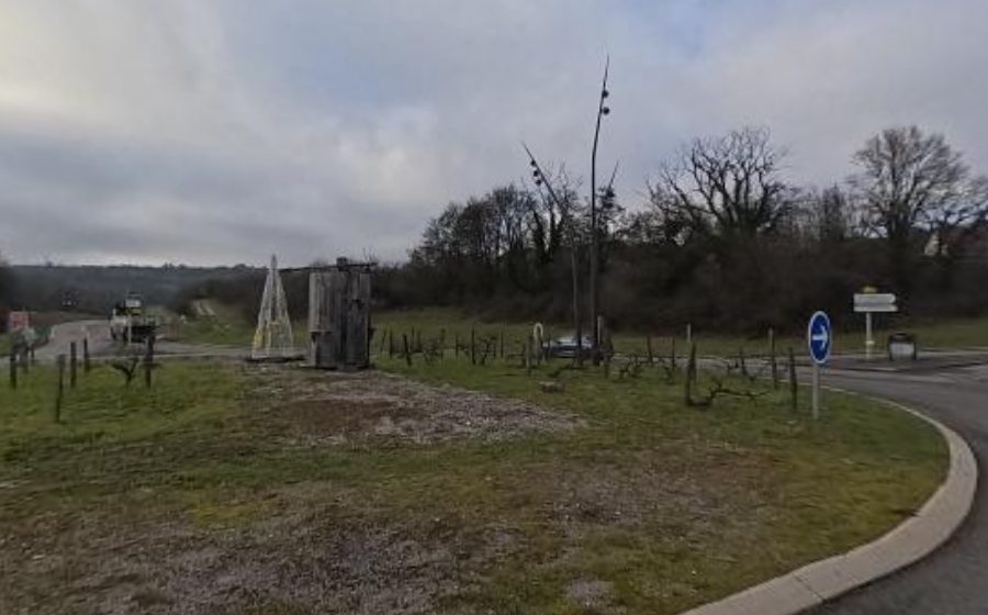 Vue du Rond-point anonyme n°369389212