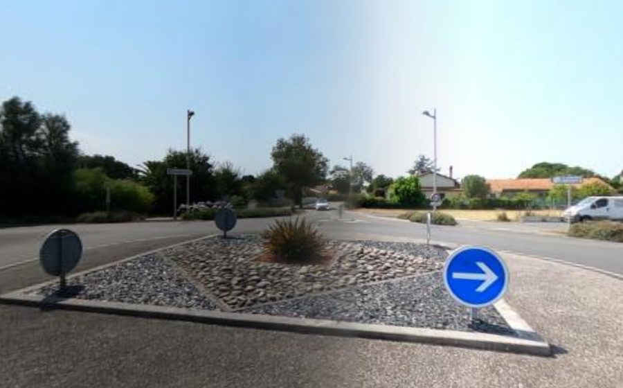 Vue du Rond-point anonyme n°370320031