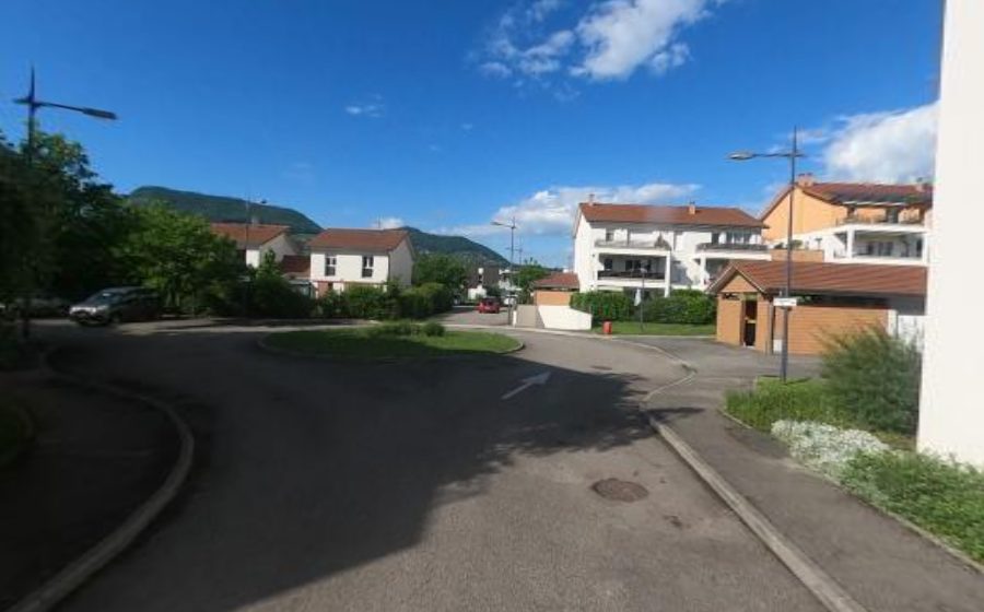 Vue du Rond-point anonyme n°370733669