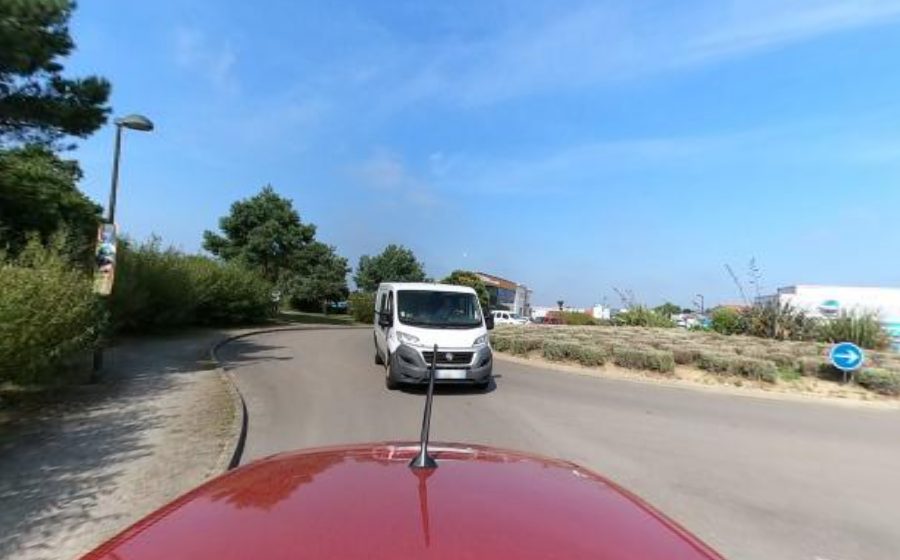 Vue du Rond-point anonyme n°371239490