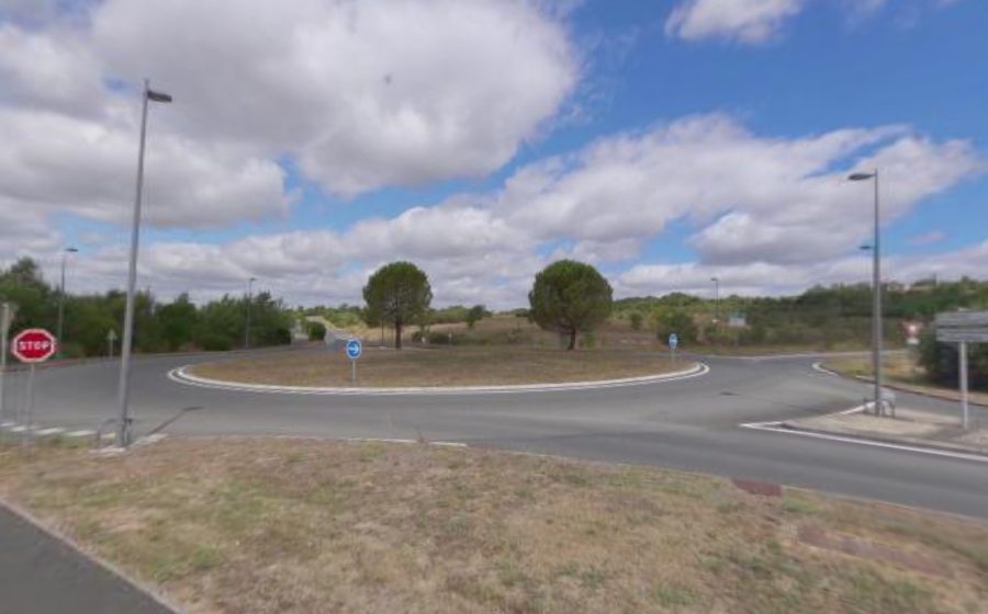 Vue du Rond-point anonyme n°37260313