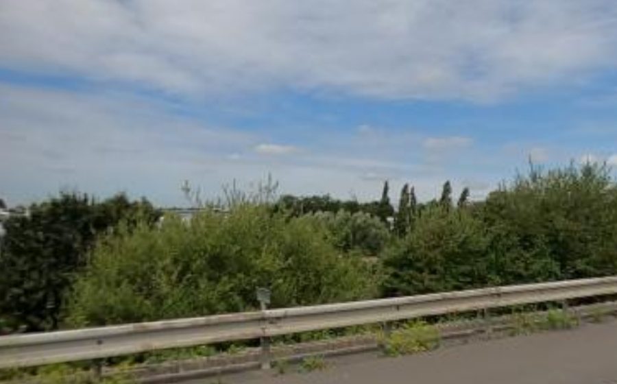 Vue du Rond-point anonyme n°374549587