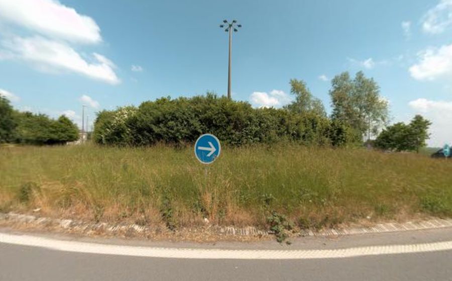 Vue du Rond-point anonyme n°375806784