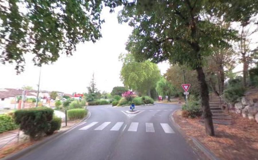 Vue du Rond-point anonyme n°37613520
