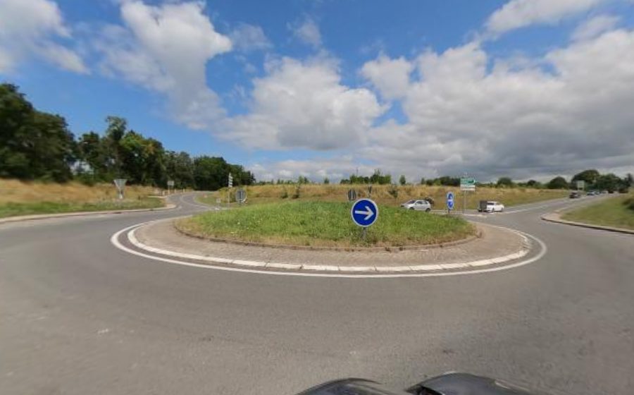 Vue du Rond-point anonyme n°377986397