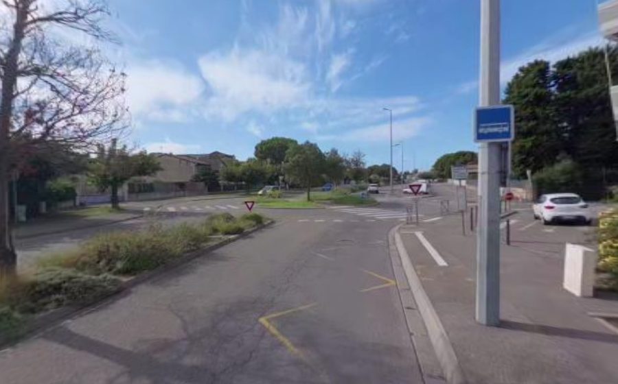 Vue du Rond-point anonyme n°38128904