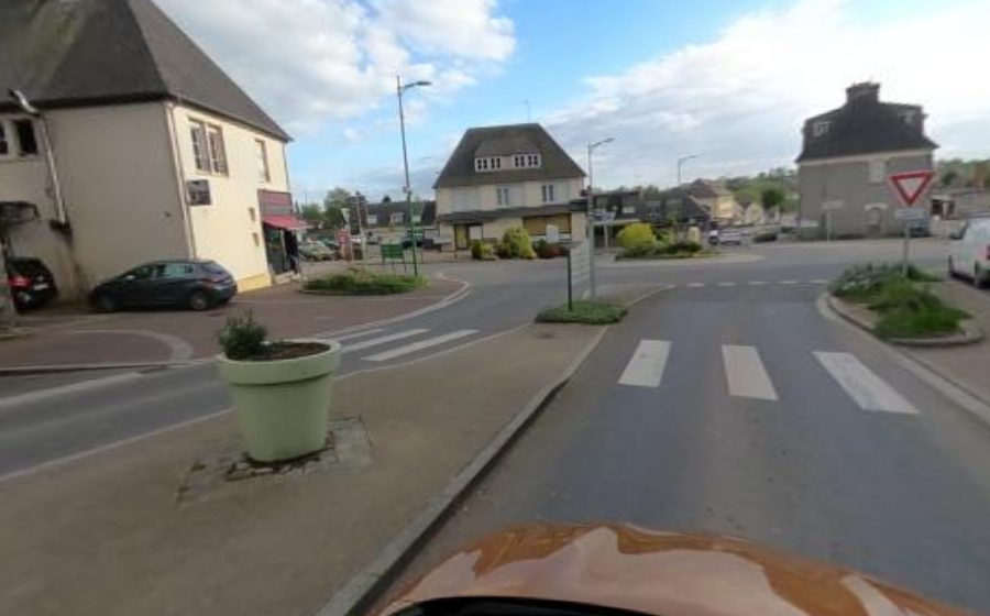 Vue du Rond-point anonyme n°38140785
