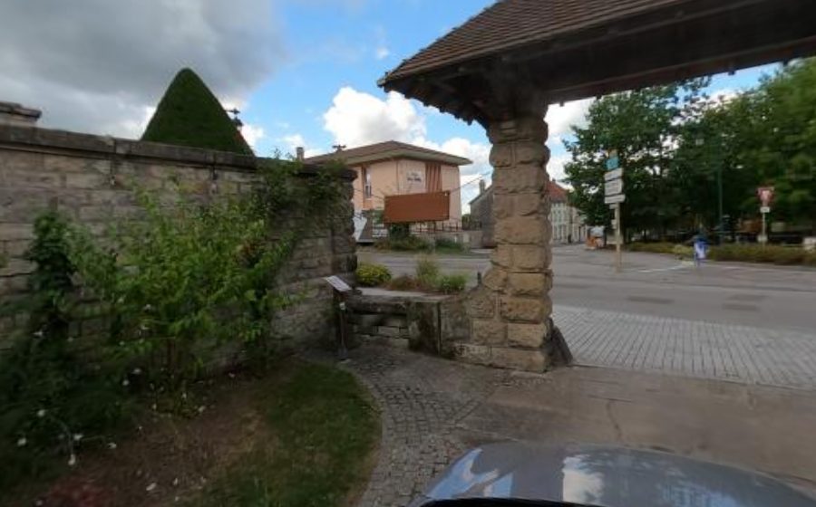 Vue du Rond-point anonyme n°38142776