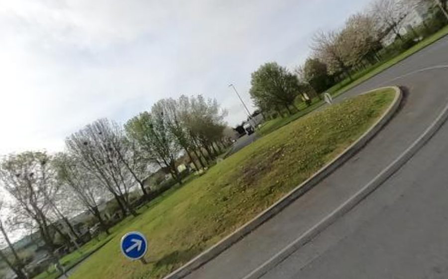 Vue du Rond-point anonyme n°38365212