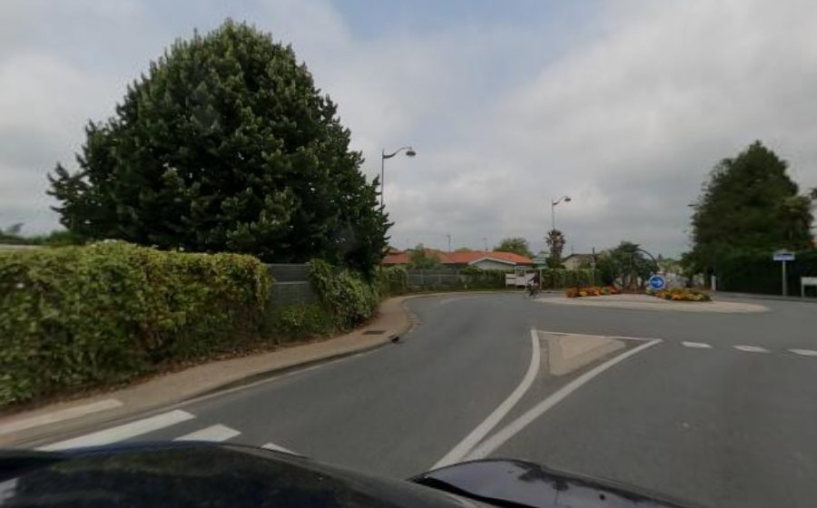 Vue du Rond-point anonyme n°383873136