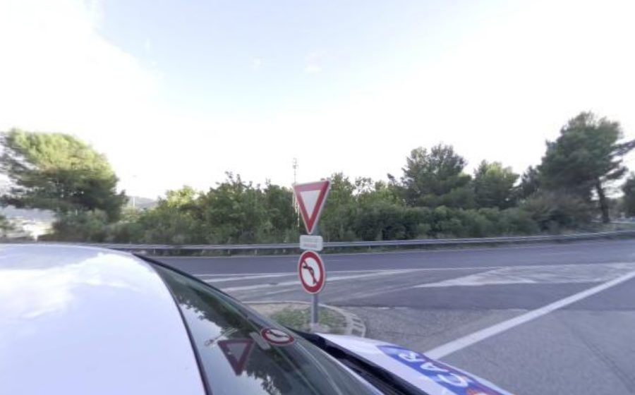 Vue du Rond-point anonyme n°38579393