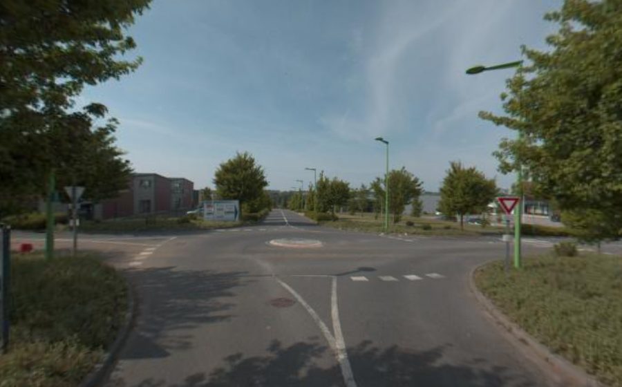 Vue du Rond-point anonyme n°385871003