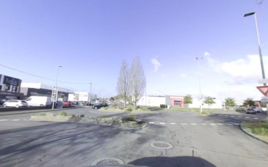 Vue du Rond-point anonyme n°386665521