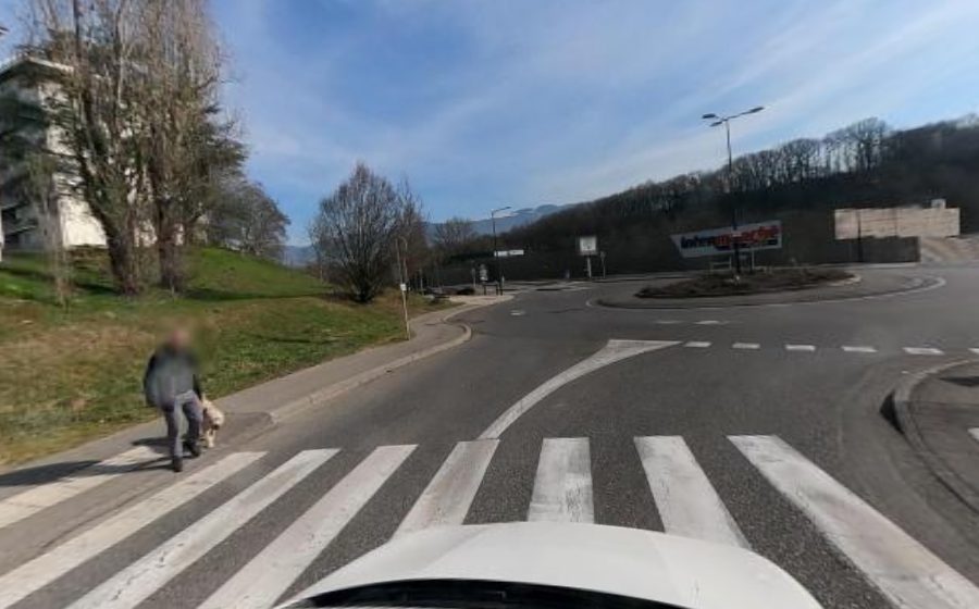 Vue du Rond-point anonyme n°38701413