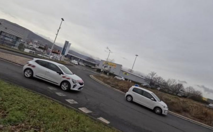 Vue du Rond-point anonyme n°38759093
