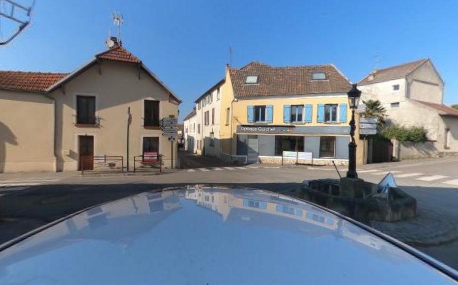 Vue du Rond-point anonyme n°393250694