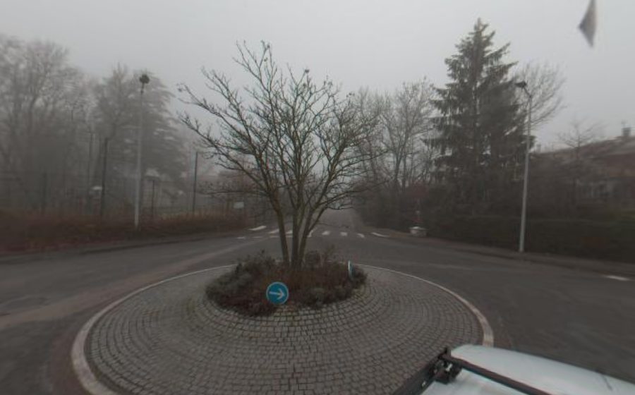 Vue du Rond-point anonyme n°393307273