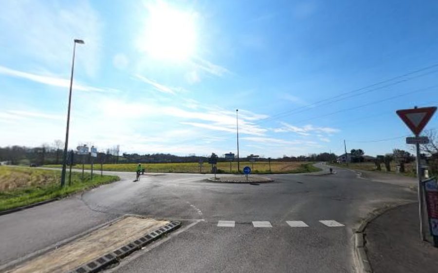 Vue du Rond-point anonyme n°39676112