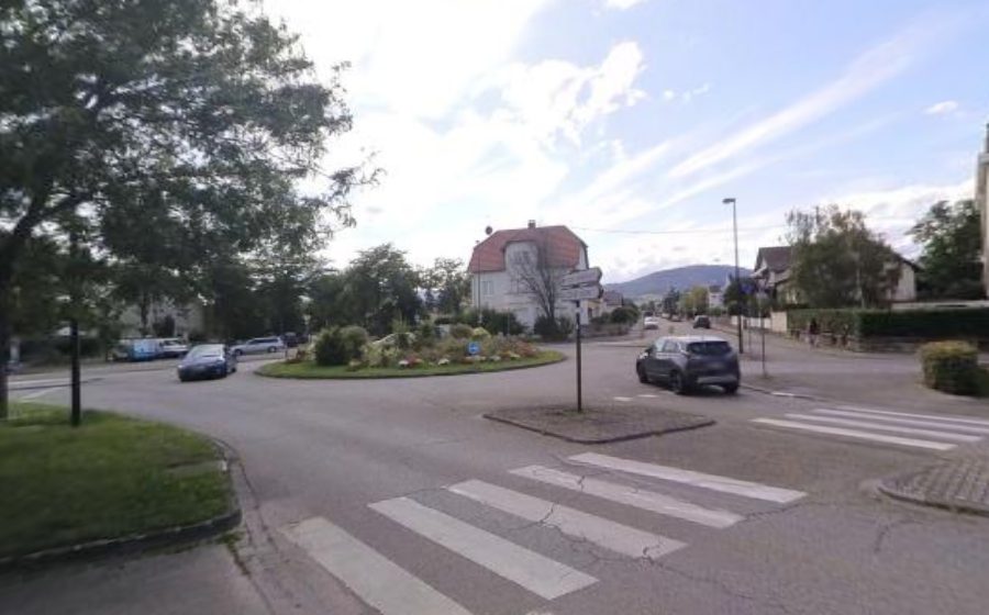Vue du Rond-point anonyme n°40031894