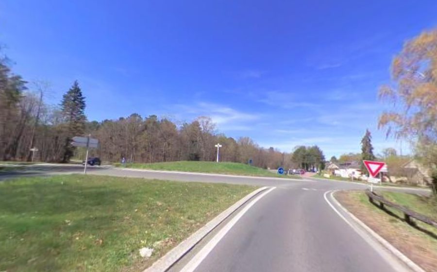 Vue du Rond-point anonyme n°40236247