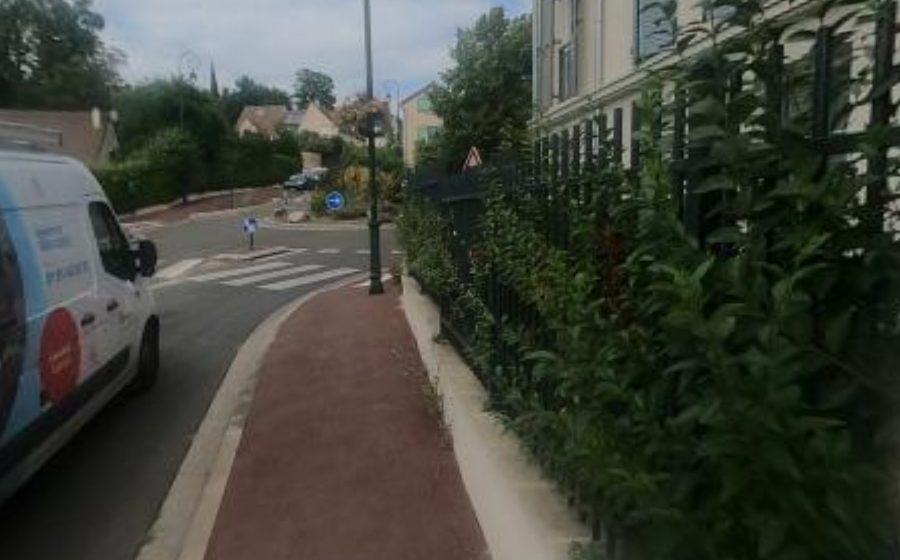 Vue du Rond-point anonyme n°406838542