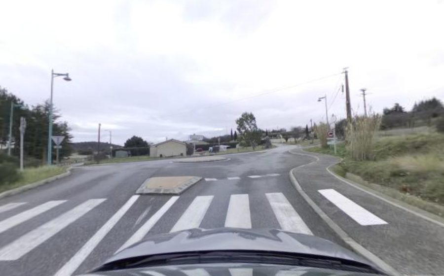 Vue du Rond-point anonyme n°415076551