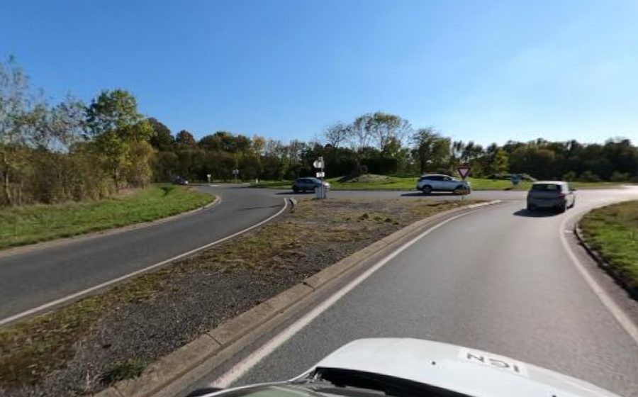 Vue du Rond-point anonyme n°41689101