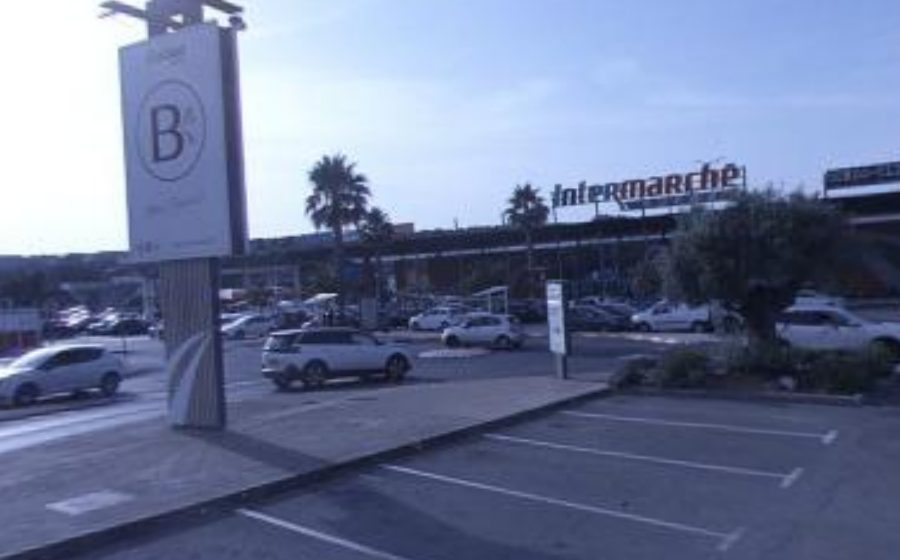 Vue du Rond-point anonyme n°419915120