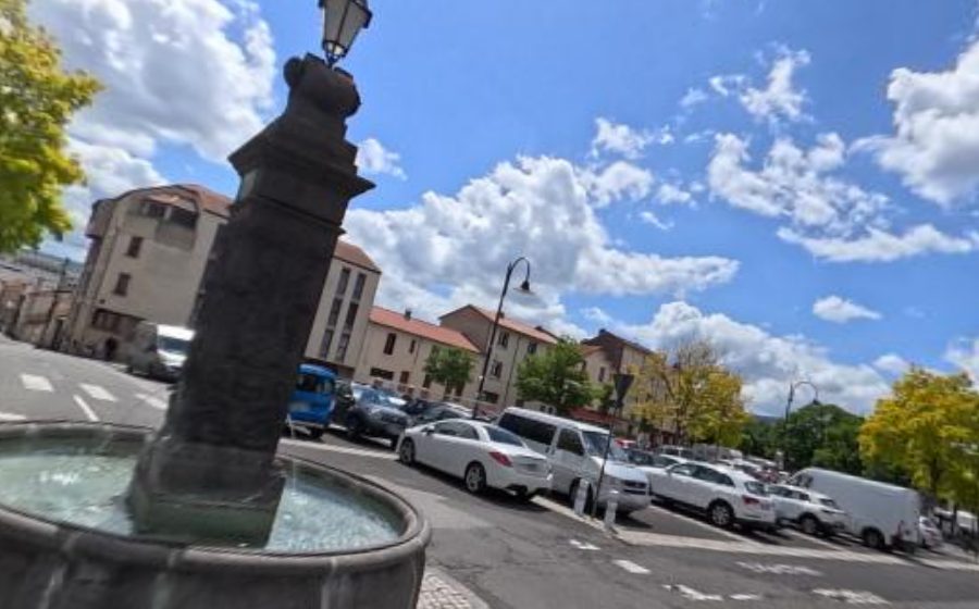 Vue du Place de la Rodade