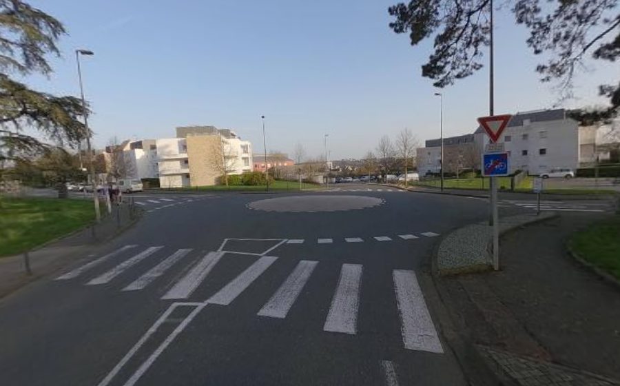 Vue du Rond-Point Monseigneur Fauvel