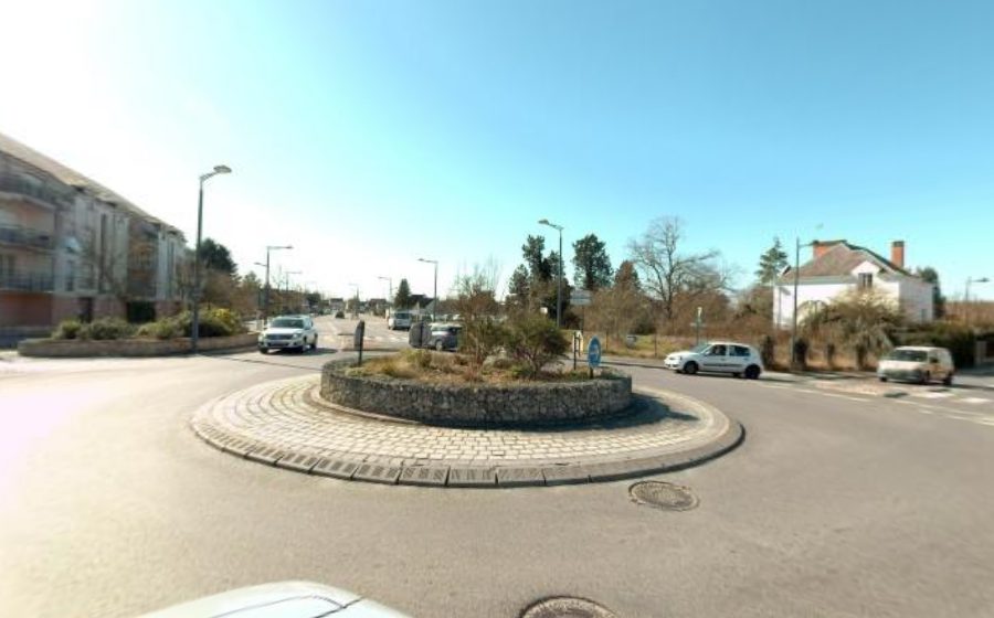 Vue du Rond-point anonyme n°423634792