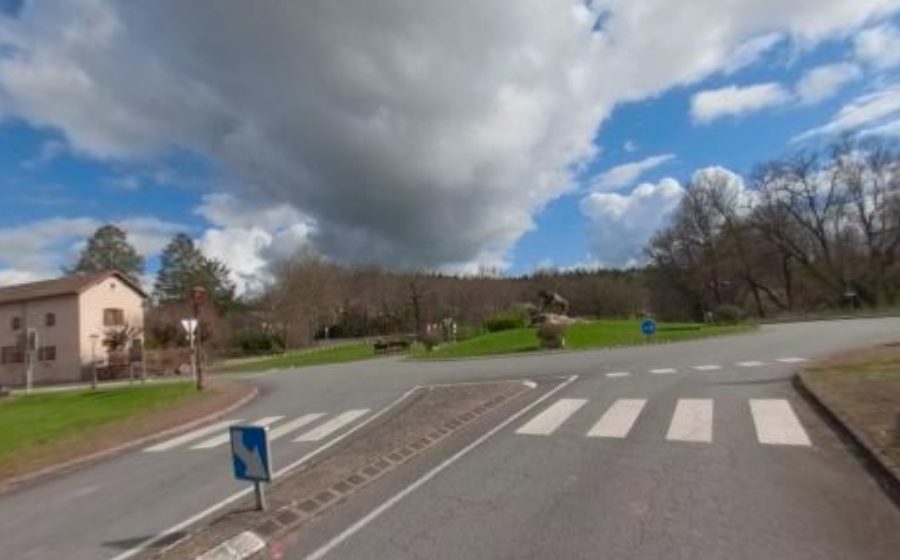 Vue du Rond-point anonyme n°42371781