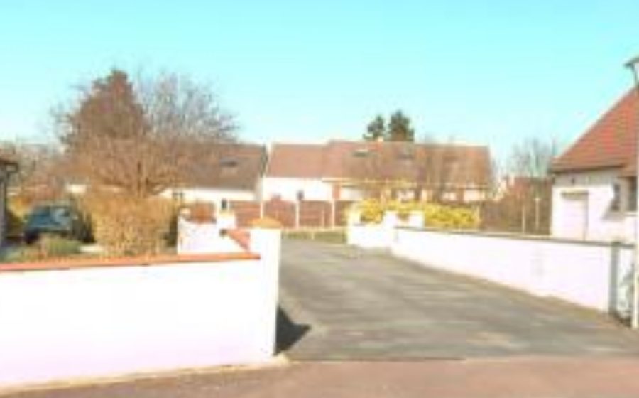 Vue du Rond-point anonyme n°425183866