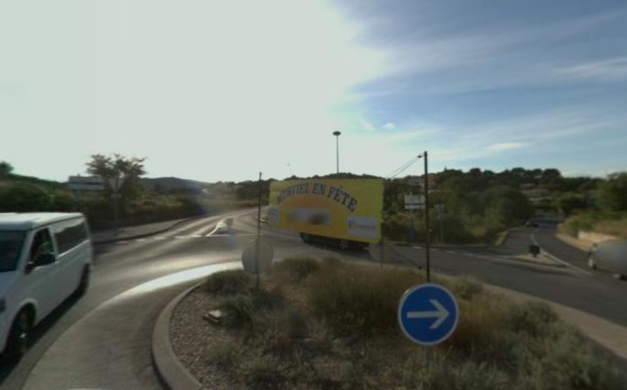 Vue du Rond-point anonyme n°426150246